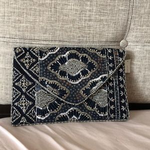 Francesca Beautiful Beaded Clutch w/chain strap